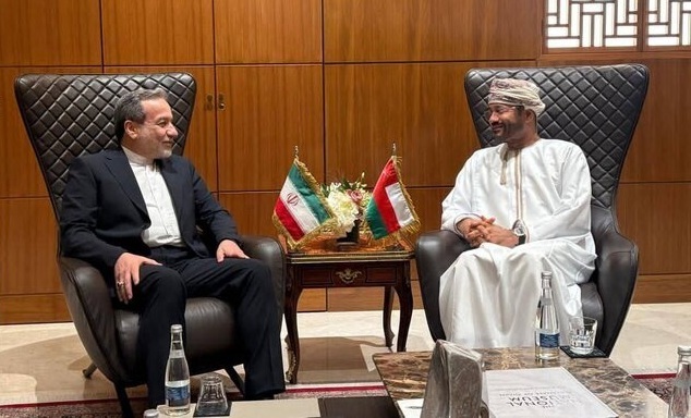 روایت وزیر خارجه عمان از دیدار با عراقچی