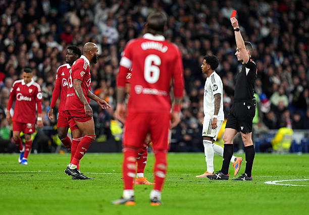 رئال به کاتالانها نزدیک شد/ امباپه به رکورد رونالدو رسید رئال به کاتالانها نزدیک شد/ امباپه به رکورد رونالدو رسید