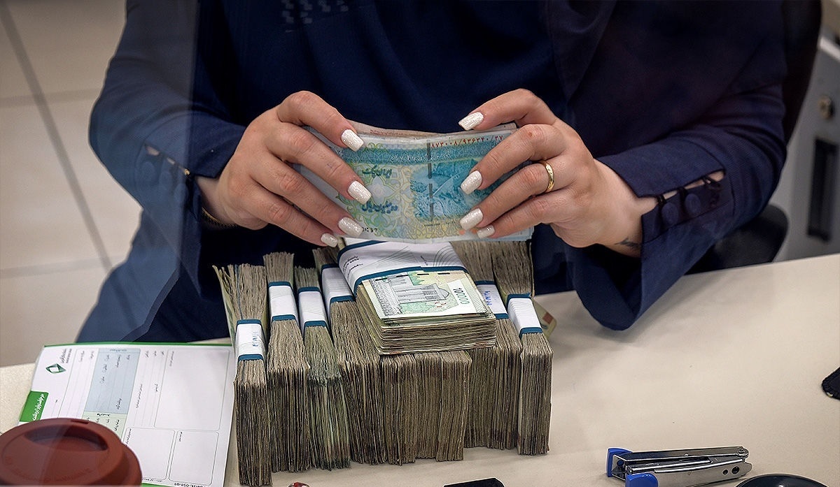 تصمیمگیری درباره سقف حقوق در اختیار دولت تصمیمگیری درباره سقف حقوق در اختیار دولت