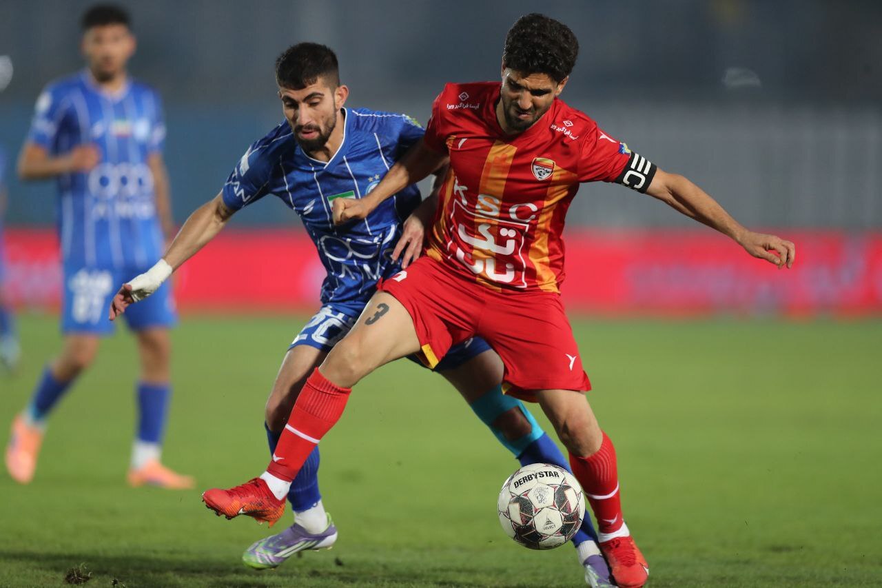 استقلال صدر جدول را از پرسپولیس گرفت؛ همهچیز آماده دربی! استقلال صدر جدول را از پرسپولیس گرفت؛ همهچیز آماده دربی!