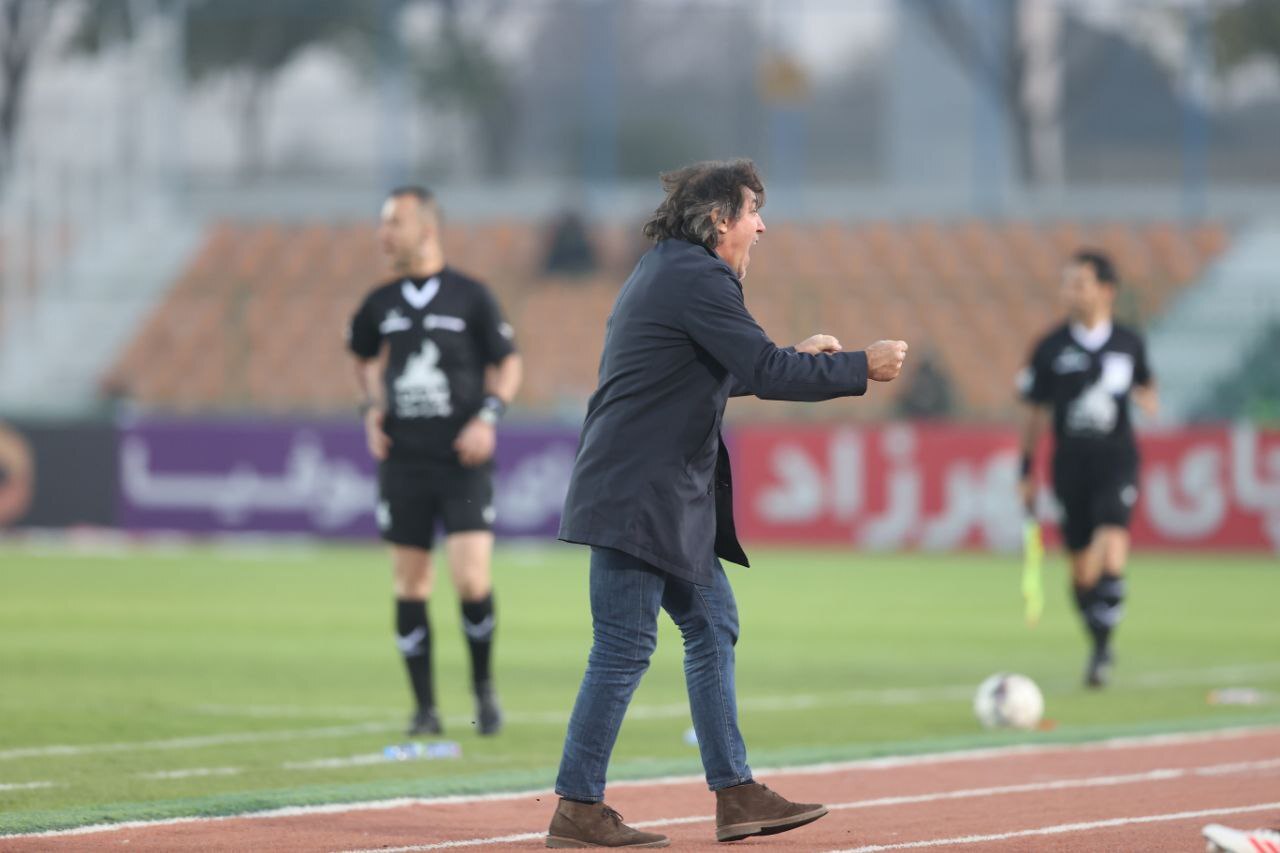 استقلال صدر جدول را از پرسپولیس گرفت؛ همهچیز آماده دربی! استقلال صدر جدول را از پرسپولیس گرفت؛ همهچیز آماده دربی!